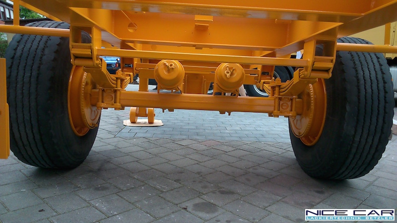 lackiertechnik-betzler-industrielackierung-anhaenger-p3